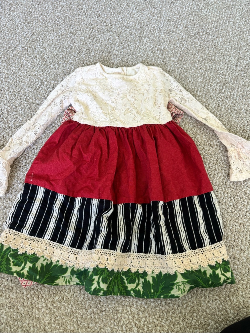 Persnickety fall dress size 4